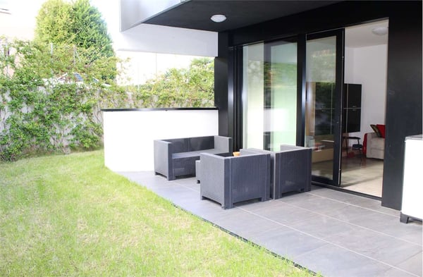 Appartamento elegante con giardino privato a Lugano Pregassona 11