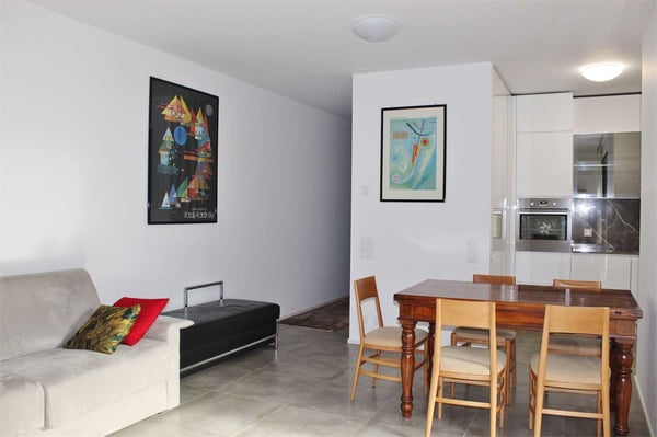 Appartamento elegante con giardino privato a Lugano Pregassona 5