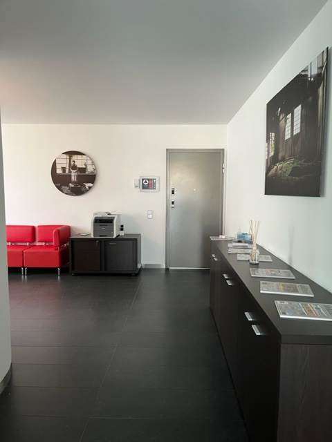 Moderno ufficio nel cuore di Paradiso 5