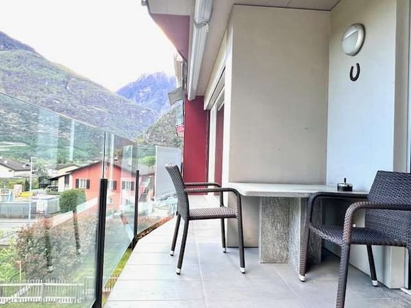 Elegante appartamento con vista panoramica 8