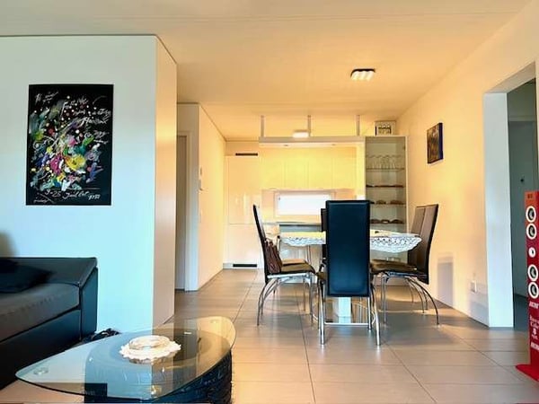 Elegante appartamento con vista panoramica 1