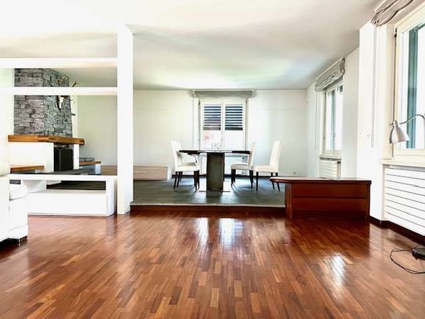 Villa moderna di classe in ottima posizione 7