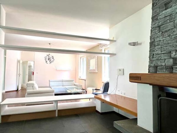 Villa moderna di classe in ottima posizione 13