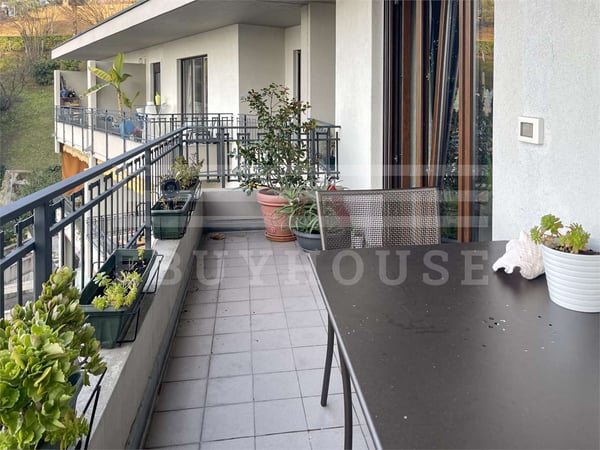 SCHÖNES FERIENHAUS MIT SEEBICK UND POOL 11