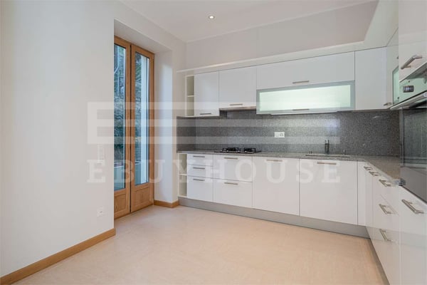 CASSARATE APPARTAMENTO CON GIARDINO 7