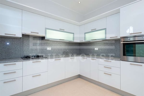 CASSARATE APPARTAMENTO CON GIARDINO 6