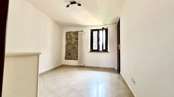 Casa ticinese ristrutturata in incantev…