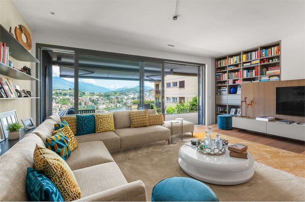 Attico in vendita a Lugano con vista lago 1