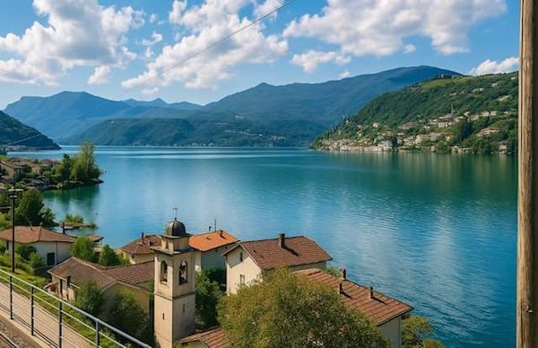 Villa moderna con piscina vista lago mozzafiato 1