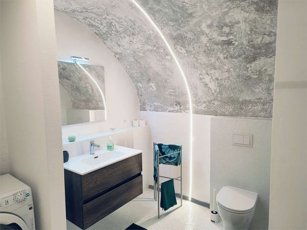 Morcote palazzina storica ristrutturata e arredata da investimento 9