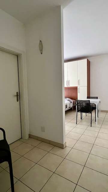 Monolocale arredato a Giubiasco con ottimo rendimento 5