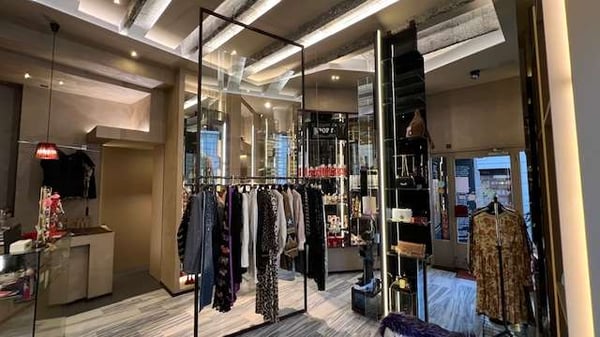 Elegante locale commerciale nel cuore di Lugano 8