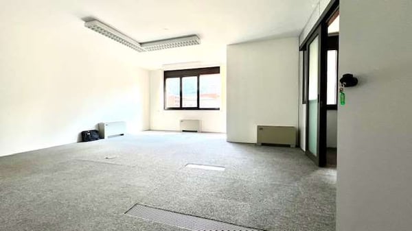 Locale ufficio in zona centrale vicino all'università 4