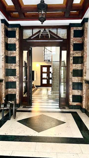 Ufficio di prestigio nel cuore di Lugano in palazzina storica 2