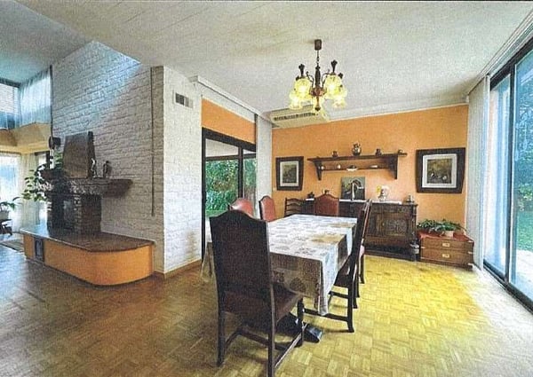 Villa con piscina e ampio terreno 4