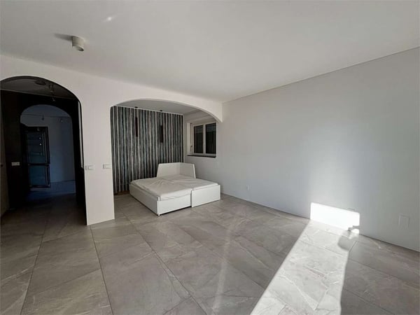 elegante 1 locali ultimo piano con splendida vista 8