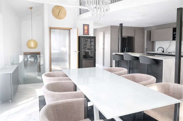 ATTICO DI PRESTIGIO AMMOBILIATO FRONTE LAGO 6