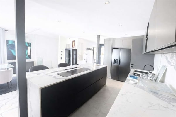 ATTICO DI PRESTIGIO AMMOBILIATO FRONTE LAGO 5