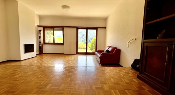 Villetta a schiera vista lago con giardino privato 10
