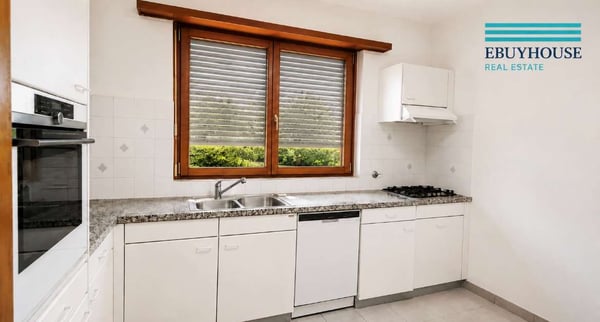 Villetta a schiera vista lago con giardino privato 12