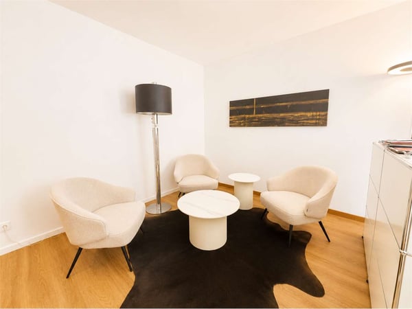 Lugano via Nassa prestigioso ufficio 8