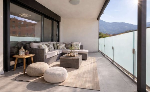 Elegante appartamento 3.5 locali con terrazza in zona centrale e soleg 6