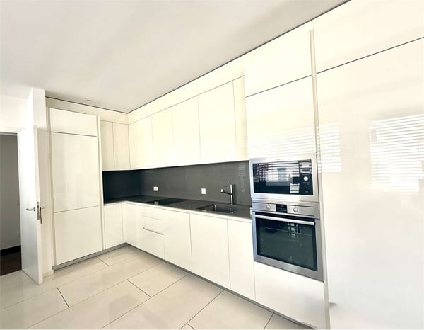 Appartamento moderno di 1.5 locali con balcone in affitto a due passi 3
