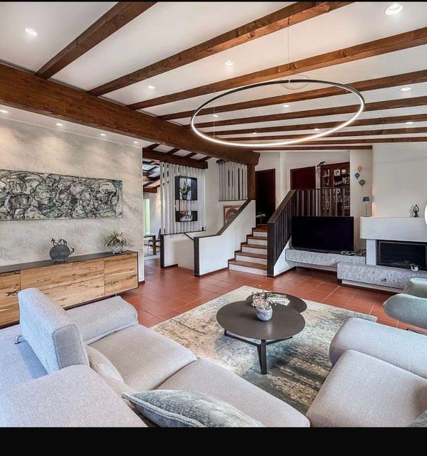 Elegante villa con giardino privato nel cuore di Collina d'Oro 4