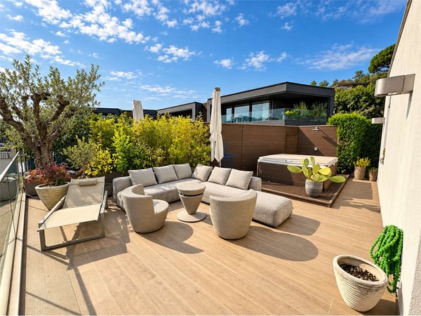 Attico panoramico a Muzzano - Eleganza, privacy e vista 7