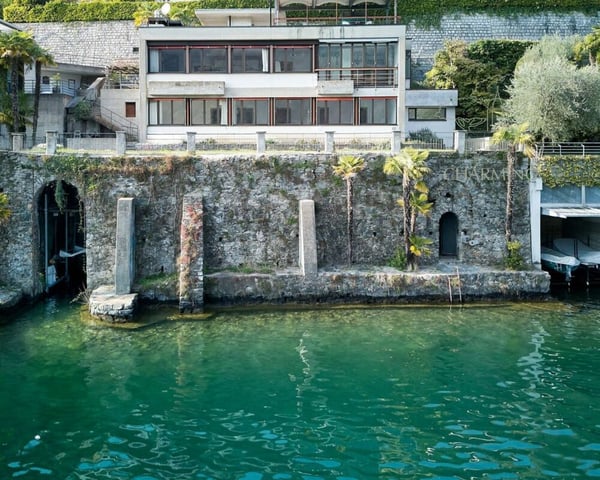 Villa Fronte Lago con Darsena Privata a Morcote 3