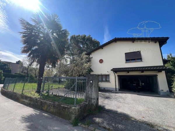 Villa indipendente con ampio parco privato a Ponte Capriasca 7