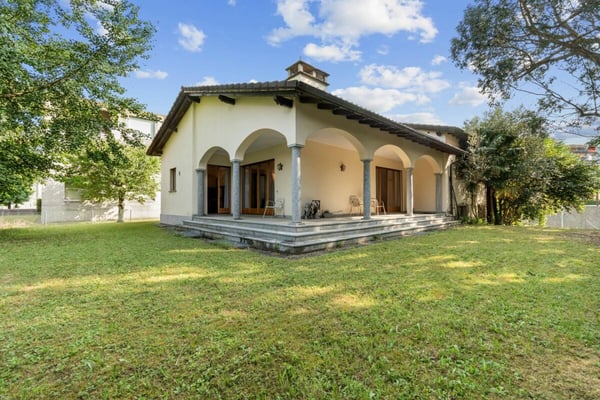 Villa indipendente con ampio Giardino privato 1