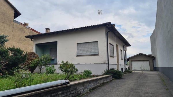 MENDRISIO GENESTRERIO: CASA SINGOLA DA RIATTARE 4