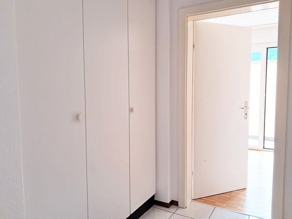 Spazioso appartamento di 1.5 locali all'ultimo piano 8