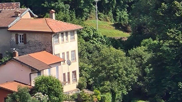 BELLA CASA DI NUCLEO DA RIATTARE 1