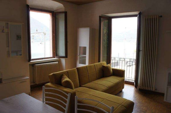 MENDRISIO-CAPOLAGO: PALAZZINA A REDDITO 9