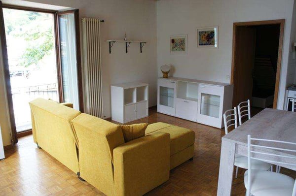 MENDRISIO-CAPOLAGO: PALAZZINA A REDDITO 7