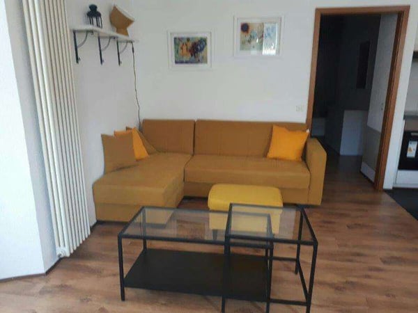 MENDRISIO-CAPOLAGO: PALAZZINA A REDDITO 12