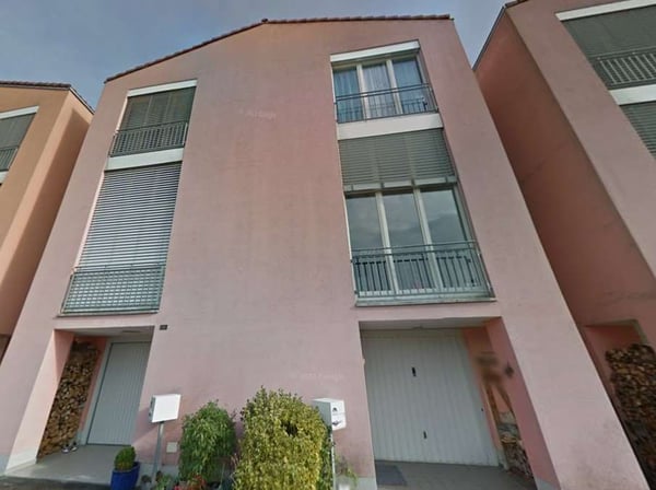 CHIASSO Seseglio: villetta contigua con giardino 3