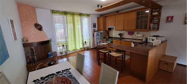 CHIASSO Seseglio: villetta contigua con giardino 1