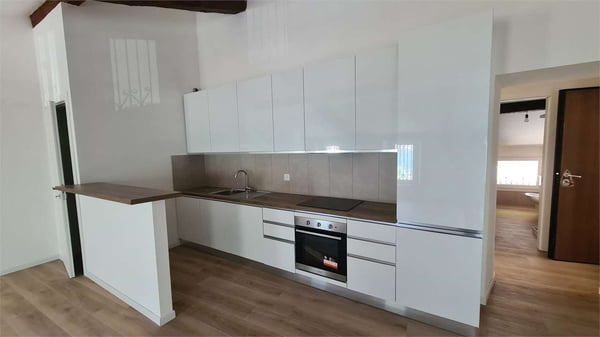 MENDRISIO CAPOLAGO: 3.5 LOC. VISTA LAGO - secondario 5