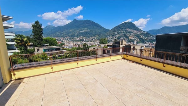 LUGANO: PRESTIGIOSA VILLA DI LUSSO IN CENTRO 12