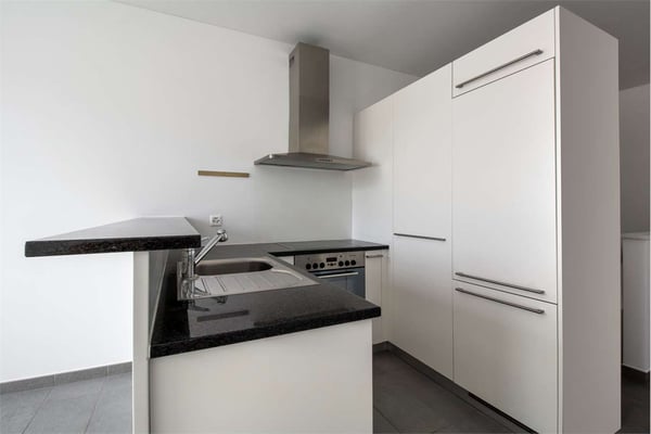 Mendrisio: luminoso 1.5 loc. su due livelli in centro storico 3