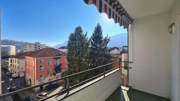 CHIASSO CENTRO: APPARTAMENTI RINNOVATI DA 1.5 A 4.5 LOC. 1