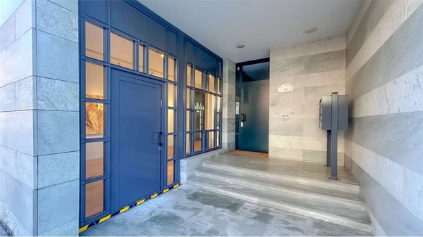 SPAZIO COMMERCIALE LUMINOSO NEL CENTRO DI LUGANO 12