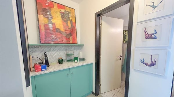 SPAZIO COMMERCIALE LUMINOSO NEL CENTRO DI LUGANO 7