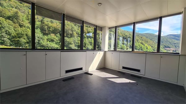 LUGANO: prestigioso nuovo ufficio in edificio moderno 7