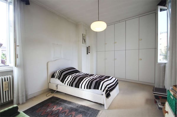 Chiasso: casa d'epoca con giardino e due parcheggi in centro 6