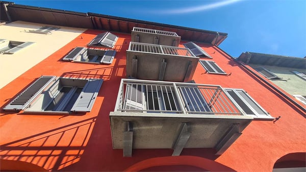 MENDRISO CAPOLAGO: SUGGESTIVO ATTICO VISTA LAGO 3