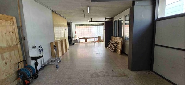 MAGAZZINO E UFFICI IN ZONA STRATEGICA 6